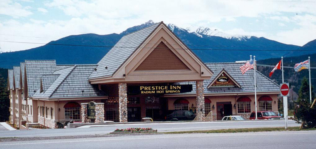 Prestige Radium Hot Springs Resort, BW Premier Collection Exterior foto