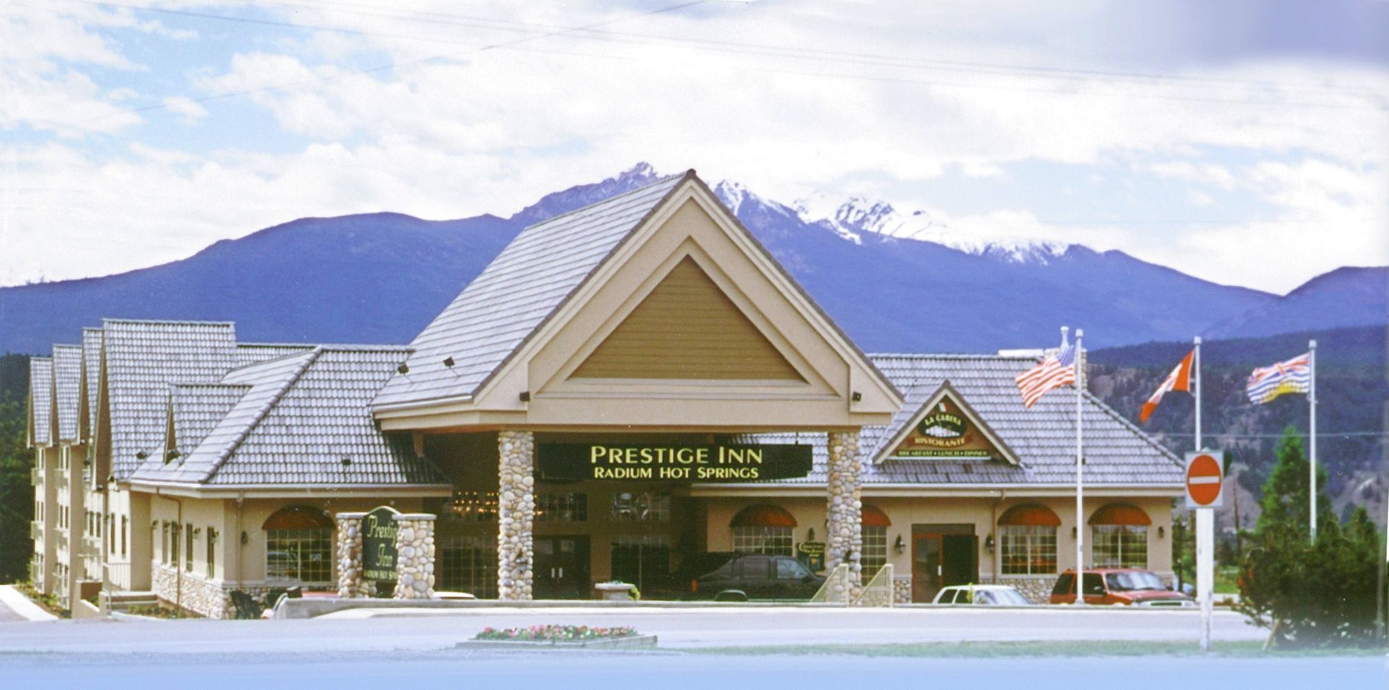 Prestige Radium Hot Springs Resort, BW Premier Collection Exterior foto